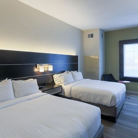 Holiday Inn Express Hotel & Suites Reading By Ihg Eksteriør billede
