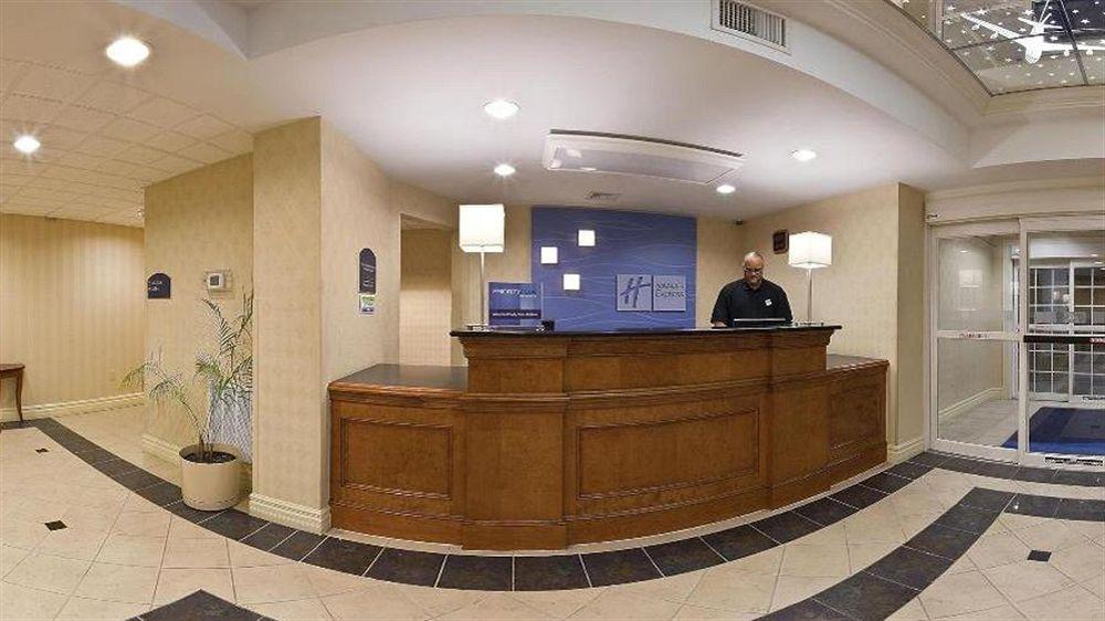 Holiday Inn Express Hotel & Suites Reading By Ihg Eksteriør billede
