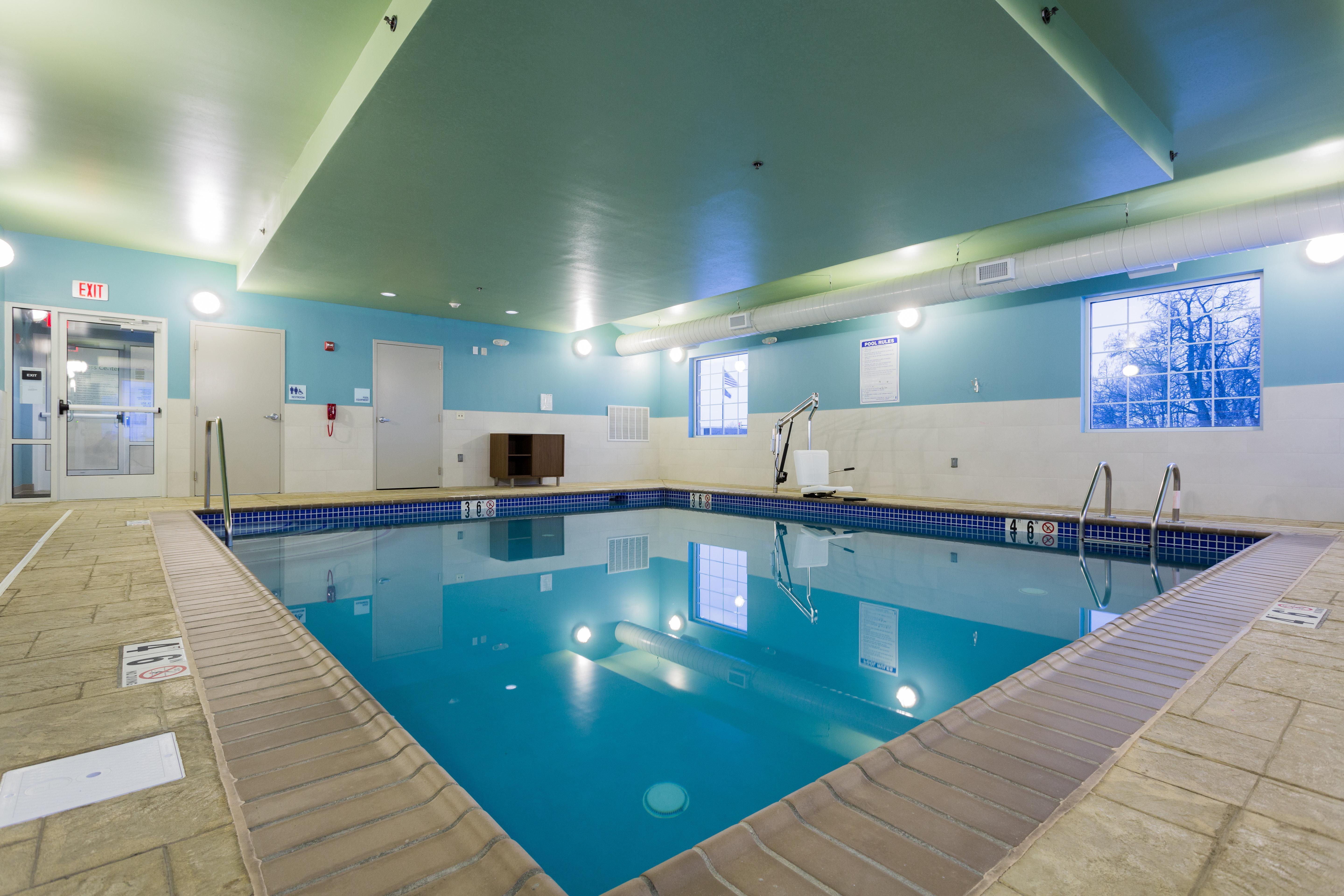 Holiday Inn Express Hotel & Suites Reading By Ihg Eksteriør billede