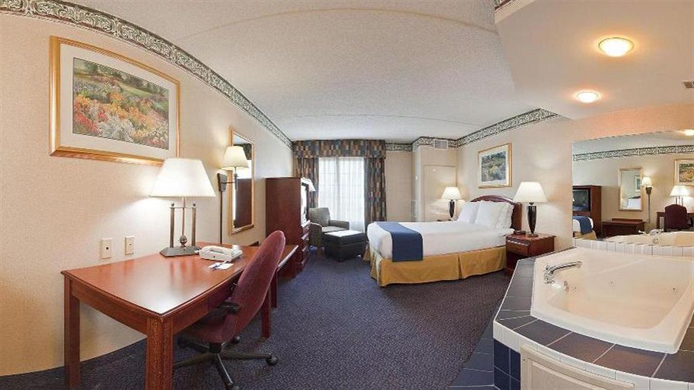 Holiday Inn Express Hotel & Suites Reading By Ihg Eksteriør billede