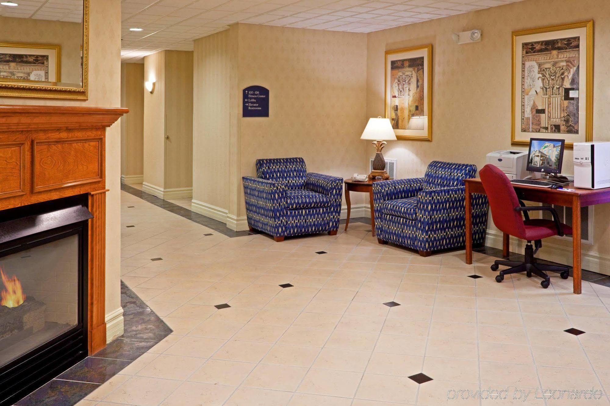 Holiday Inn Express Hotel & Suites Reading By Ihg Eksteriør billede