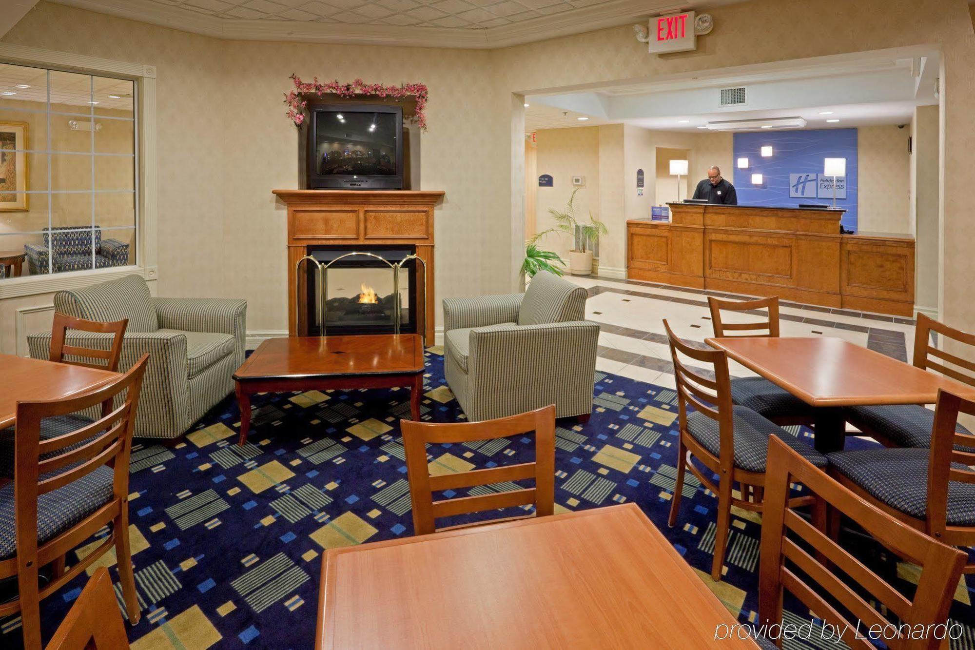 Holiday Inn Express Hotel & Suites Reading By Ihg Eksteriør billede