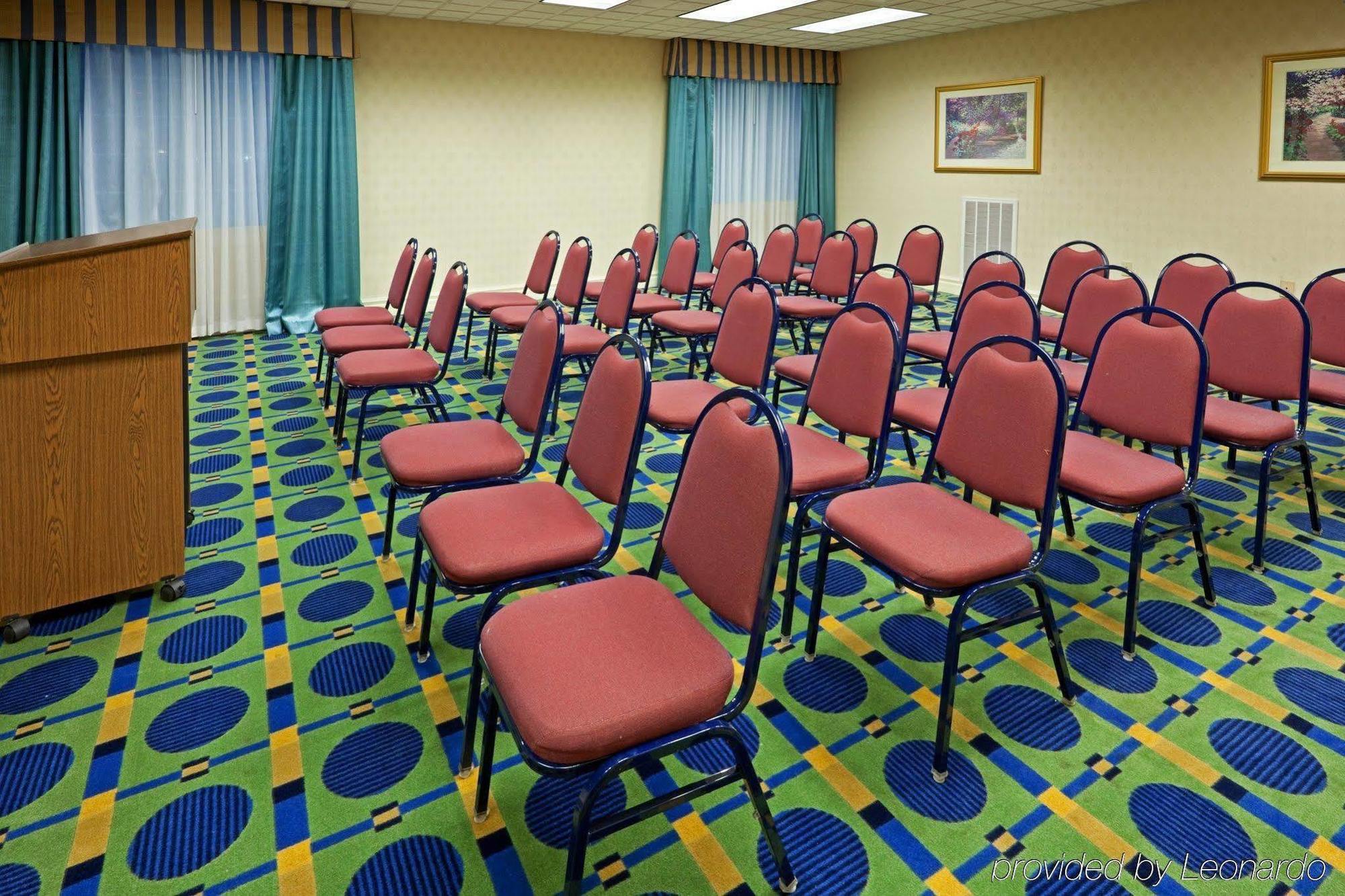 Holiday Inn Express Hotel & Suites Reading By Ihg Eksteriør billede