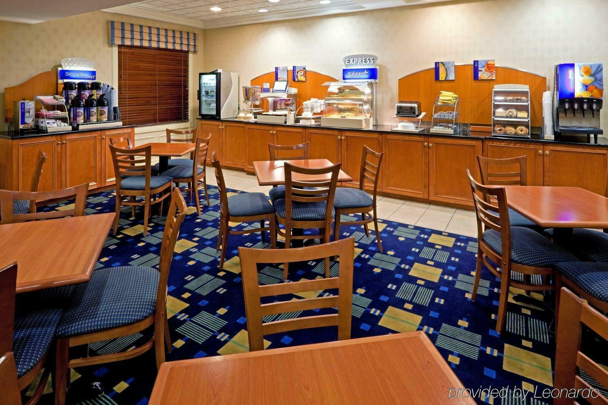 Holiday Inn Express Hotel & Suites Reading By Ihg Eksteriør billede